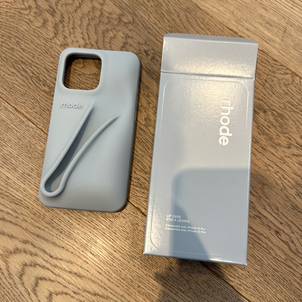 Rhode Phone Lip Case
